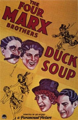 Die Marx Brothers in Duck Soup - Eine schräge Satire auf die Politik und eine Ode an den absurden Humor!